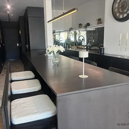 Le Rive Chic Centre Face A La Meuse Apartment *
