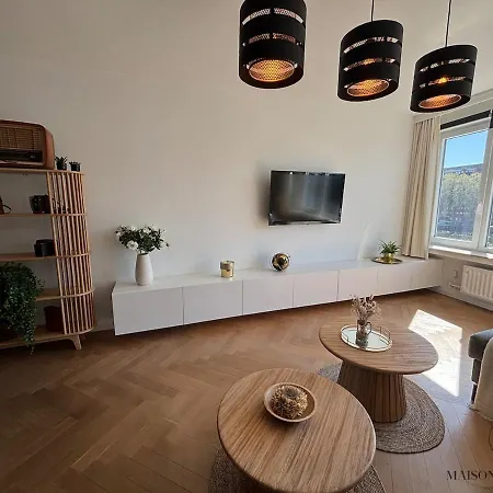 Apartment Le Rive Chic Centre Face A La Meuse Liege