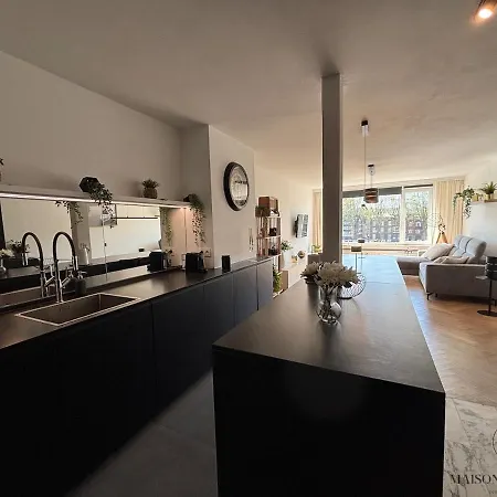 Apartment Le Rive Chic Centre Face A La Meuse